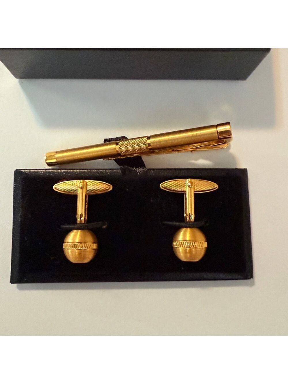 #23 Gold Plated Cufflinks and Tie Clip Set